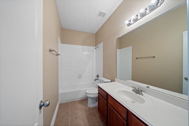 Building Photo - 23010 Prairie Lake court