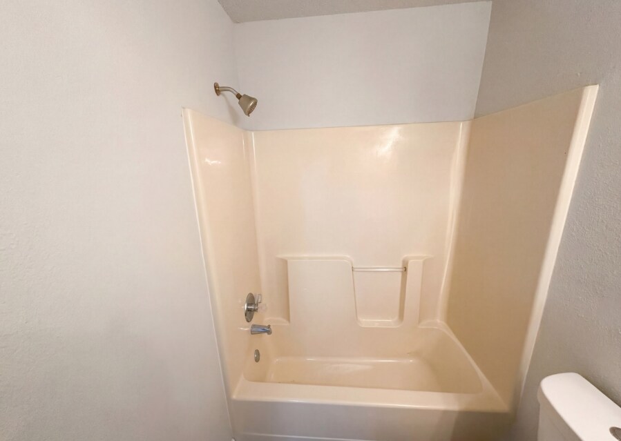 Building Photo - 6654 Hazelhatch Dr