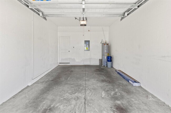Building Photo - 15504 Florence Hollow Pl