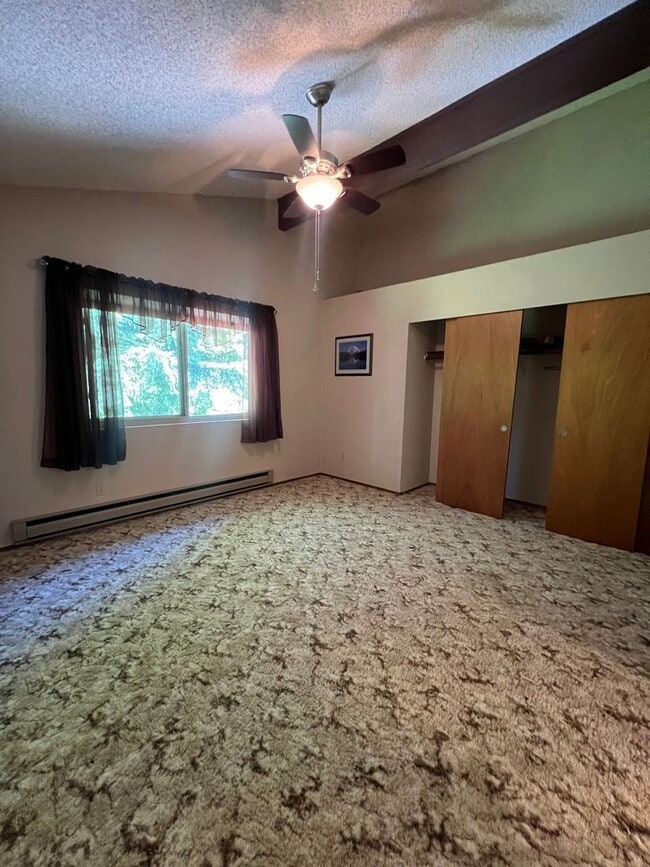 Building Photo - Cozy MIL in Maple Valley