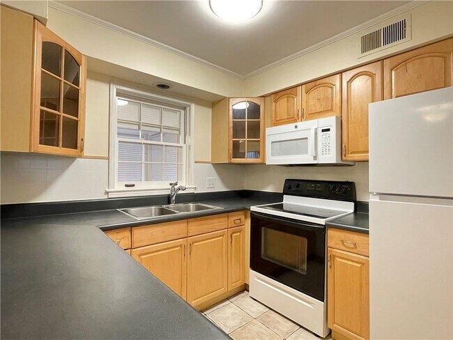 Building Photo - 59 Lamsden Ln NW