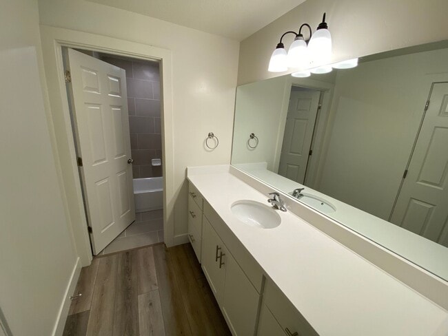 Building Photo - Completely Renovated Provo Condo Available...