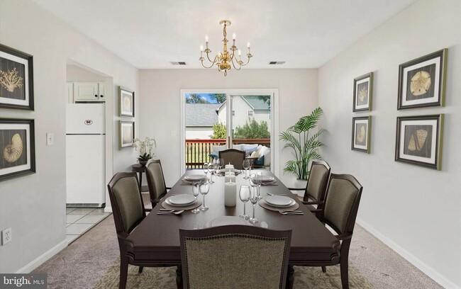 Building Photo - 1623 Chesapeake Ln