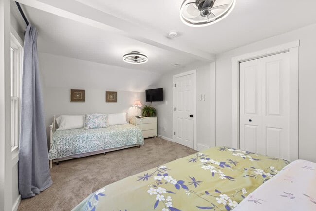 Building Photo - 19620 Ormiston Ave