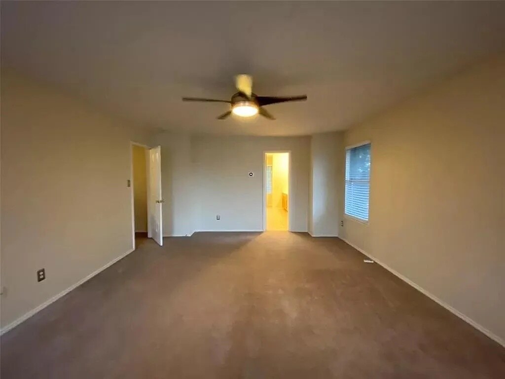 Building Photo - 6315 Tara Ln