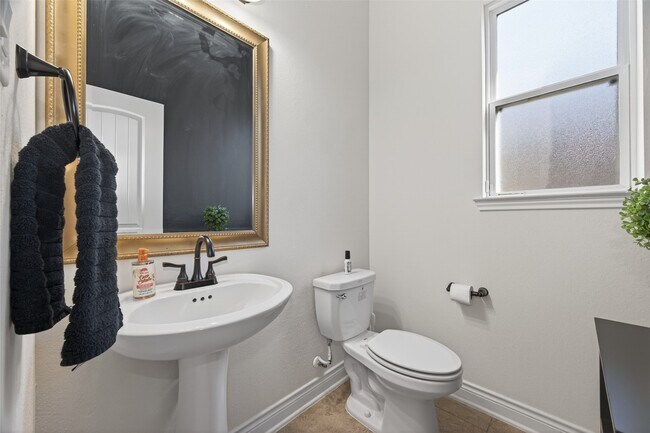 Building Photo - 32111 Dunham Creek Ln