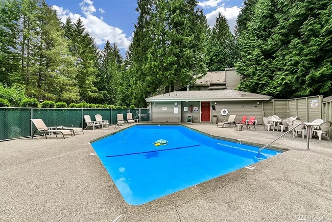 swimming pool - 8112 145th Ct NE