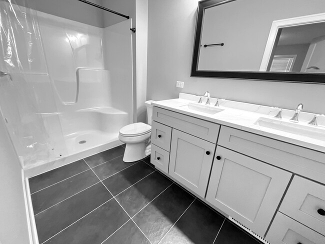 Building Photo - 958 Partridge Cir