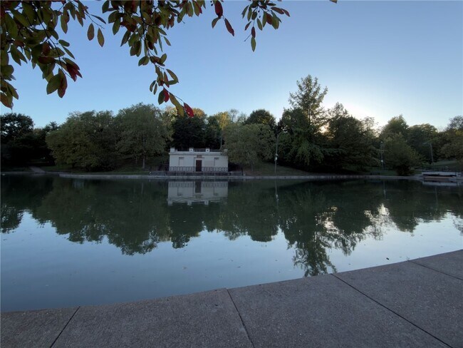 Building Photo - 6015 Elizabeth Ave