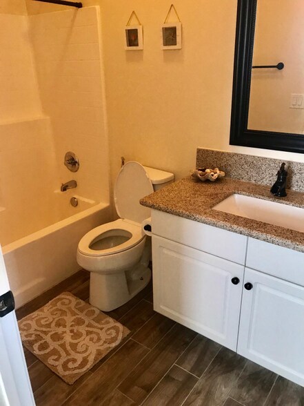 Building Photo - 45252 Miro Cir