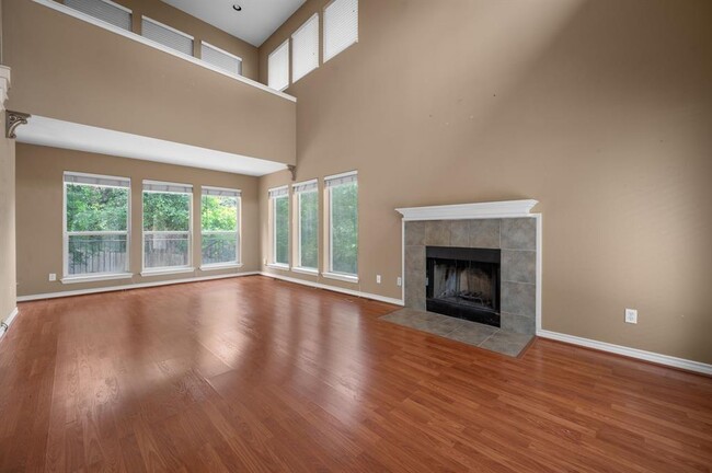 Building Photo - 5306 Beacon Dr