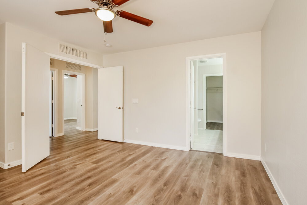 Building Photo - 6815 N 129th Dr