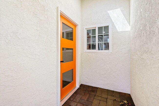 Building Photo - 52885 Avenida Carranza
