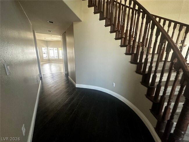 Building Photo - 8623 Golden Canyon Rd