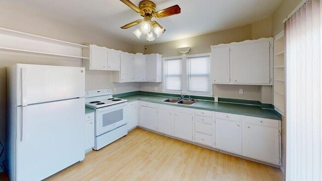 Building Photo - 311 N 12th St