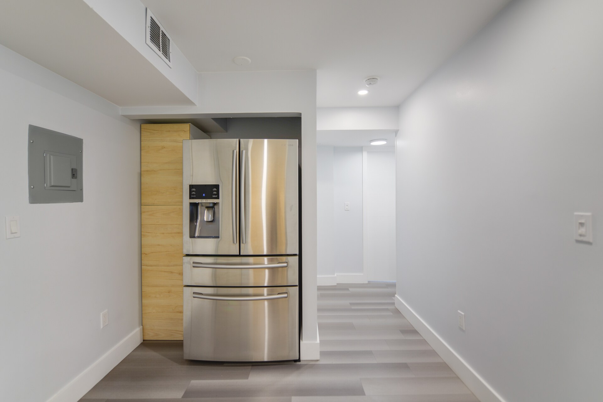 Building Photo - 1800 NW 24th Ave