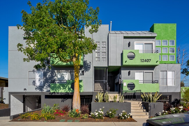 Building Photo - Marea Apts