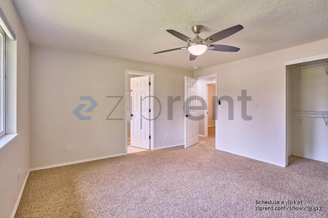 Building Photo - 17465 NW Carl Ct
