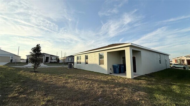 Building Photo - 1315 Normandy Dr