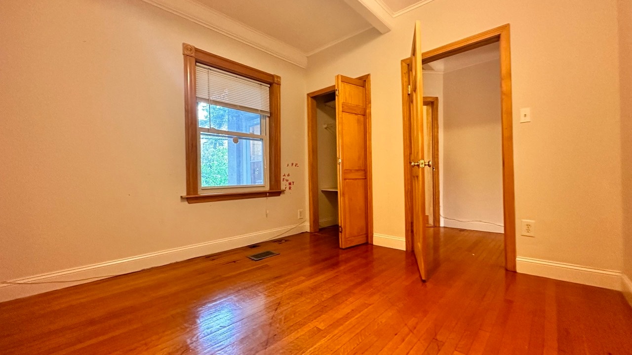 b3 - 111 Longwood Ave