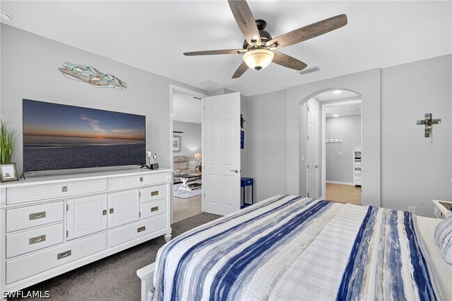 Building Photo - 14582 Edgewater Cir