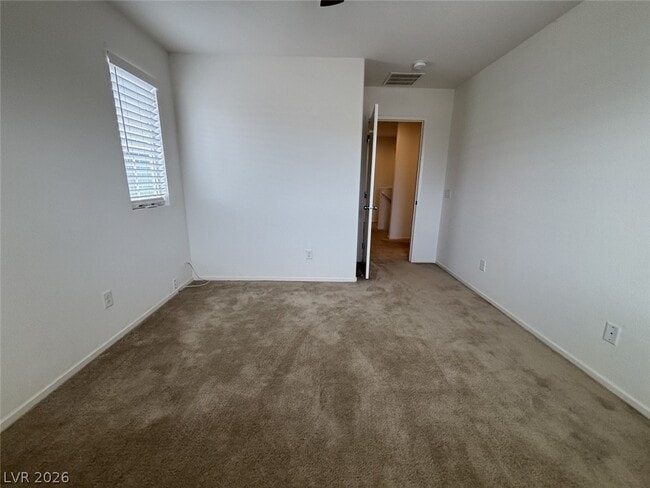 Building Photo - 5582 Sancho Throne Rd