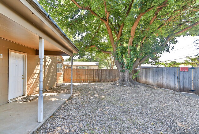 Building Photo - 2517 33rd St