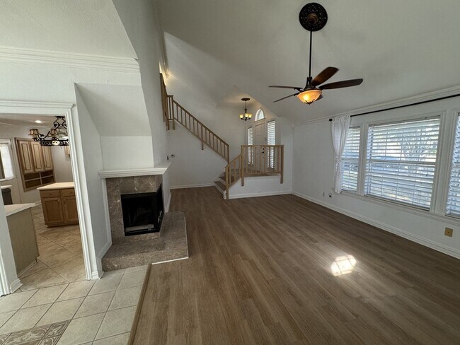Building Photo - 5232 Goodman Dr