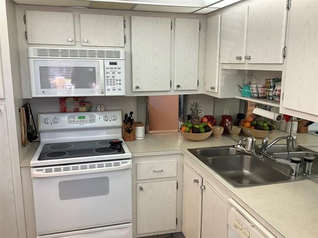 Building Photo - 4284 Deste Ct