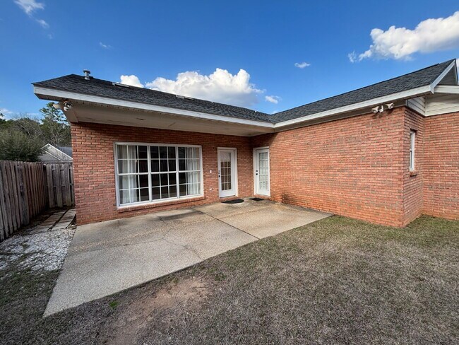 Building Photo - 39 Williamsburg Pl