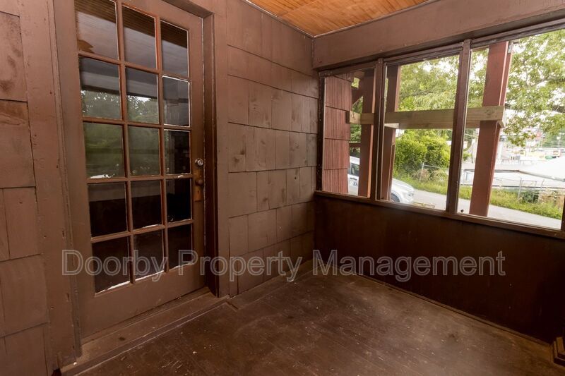 Building Photo - 12 Bellflower Cir