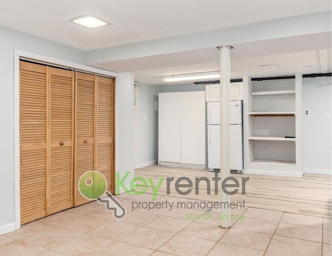 Building Photo - No Broker Fee | Spacious 3-Bed, 2-Bath Nutley Home with Bonus Office & Gourmet Kitchen