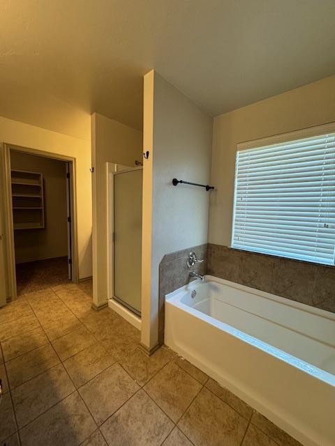 Building Photo - 18200 Viento Dr