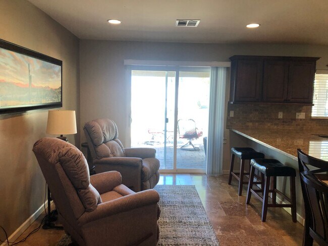 Building Photo - Welcome to this charming 2-bedroom, 2-bathroom house located in Leisure World a 45+ Active Adult ...