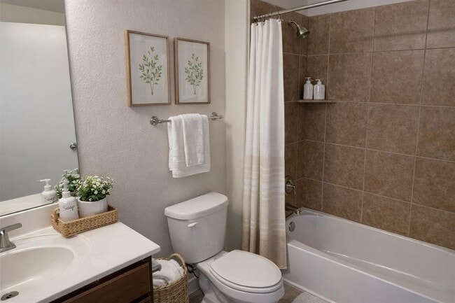 Building Photo - 2001 Faro Dr