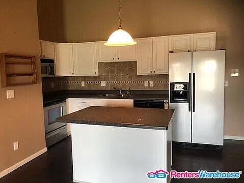 Building Photo - 1991 29th Pl NW