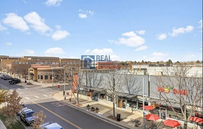 Building Photo - 7040 W Alaska Dr