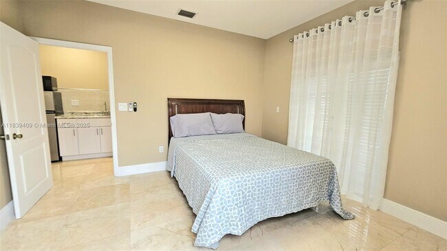 Primary Photo - 13900 SW 153rd Pl