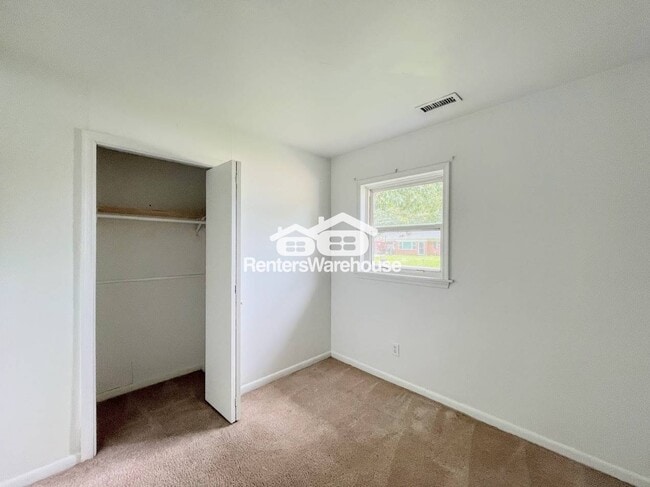 Building Photo - 4945 Paine Ln