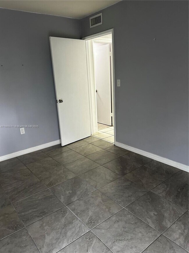 Building Photo - 7035 NW 186th St