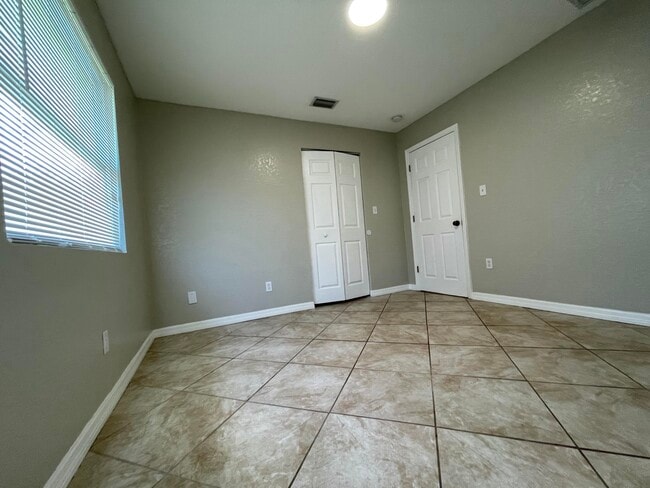 Building Photo - 2886 Harson Way