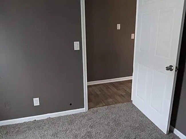 Building Photo - 407 Fourth St