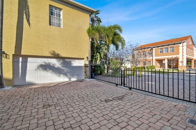 Building Photo - 1001 EDISON PARK Ct