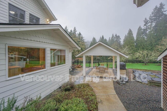 Building Photo - 745 S 21st Pl