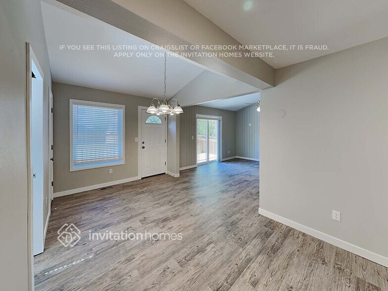 Building Photo - 4140 Kayak Ct