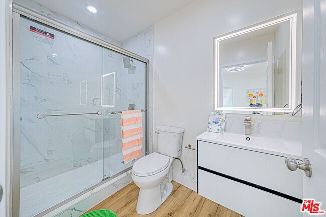 Building Photo - 5631 La Mirada Ave