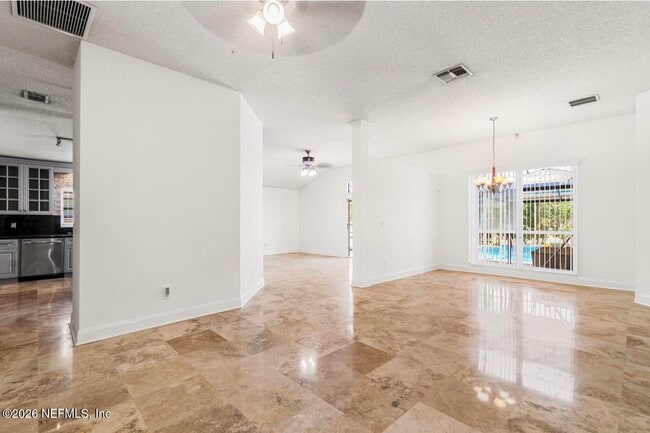 Building Photo - 2471 Coachman Lakes Dr