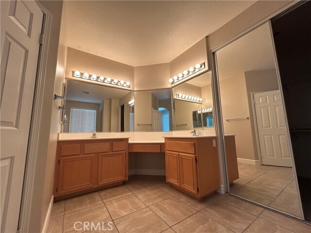 Building Photo - 40531 Chantemar Way