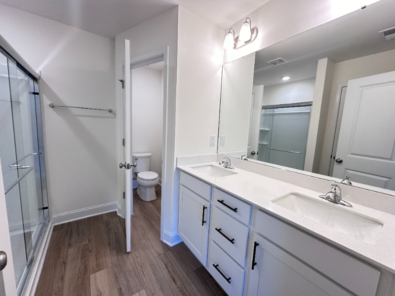 Building Photo - 107 Hyacinth Ln