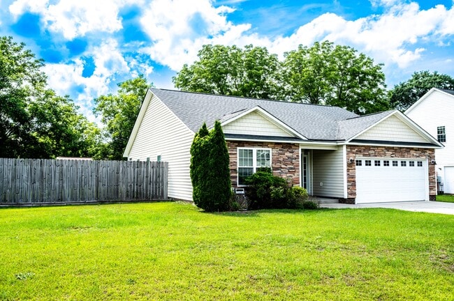Building Photo - 103 Perry Meadows Dr